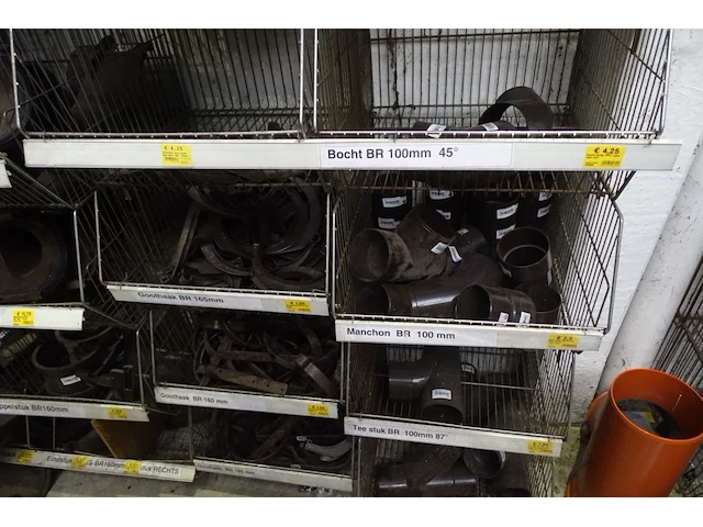Grote partij diverse pvc - afbeelding 4 van  31