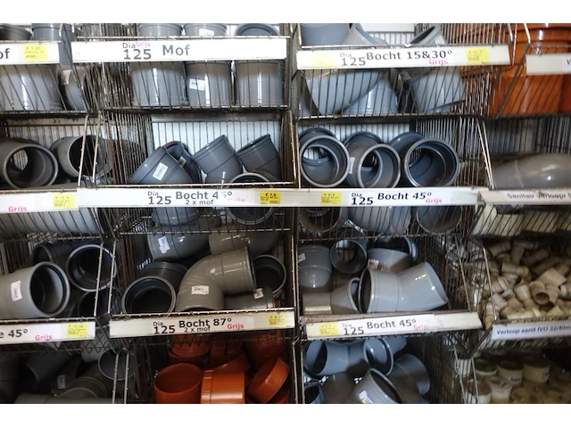 Grote partij diverse pvc - afbeelding 18 van  31