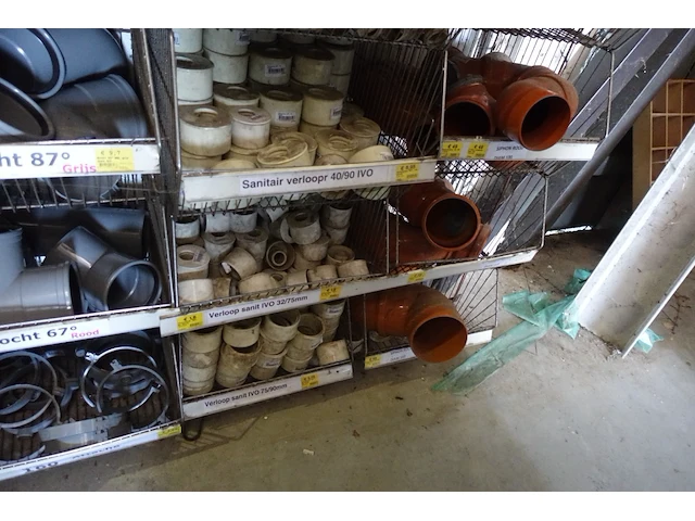 Grote partij diverse pvc - afbeelding 25 van  31