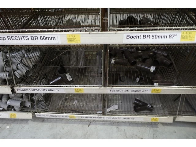 Grote partij diverse pvc - afbeelding 11 van  51