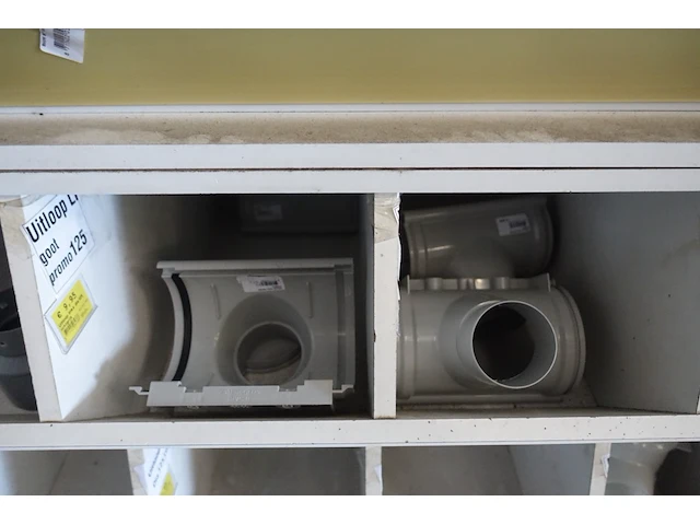 Grote partij diverse pvc - afbeelding 6 van  45