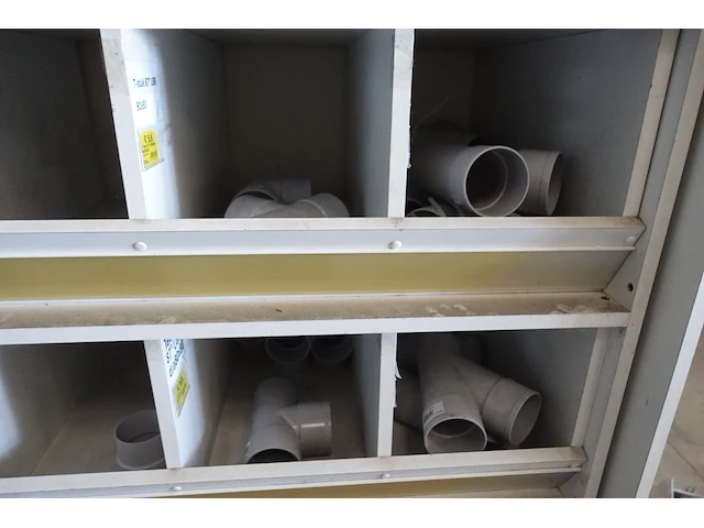 Grote partij diverse pvc - afbeelding 7 van  45