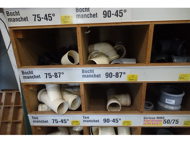 Grote partij diverse pvc - afbeelding 15 van  45