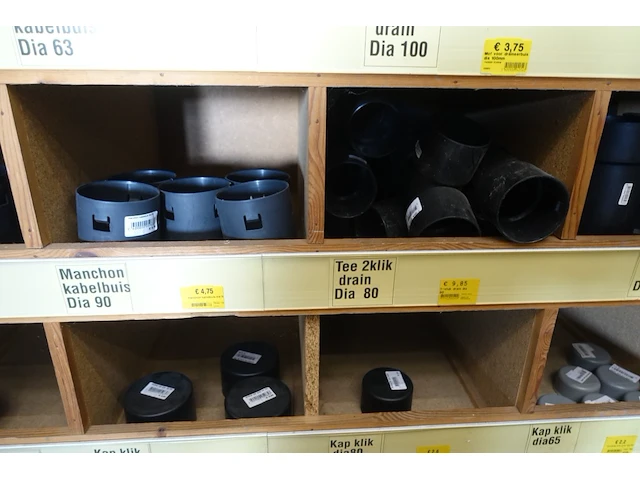 Grote partij diverse pvc - afbeelding 20 van  45