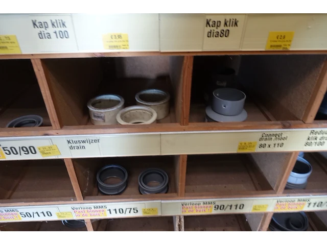 Grote partij diverse pvc - afbeelding 21 van  45
