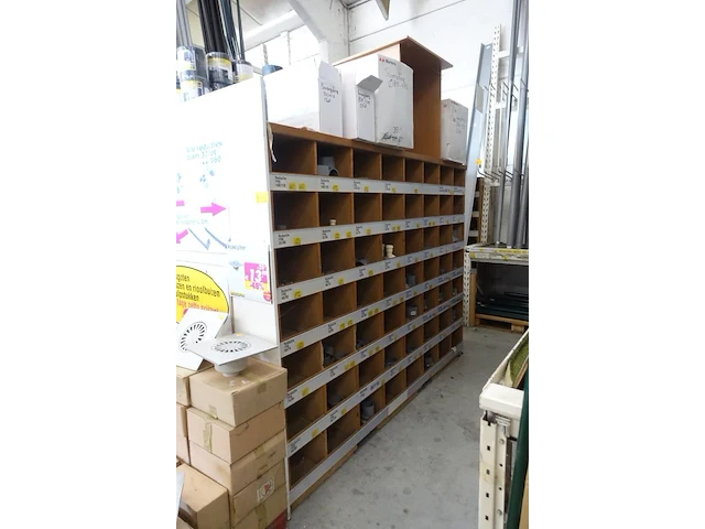 Grote partij diverse pvc - afbeelding 12 van  45