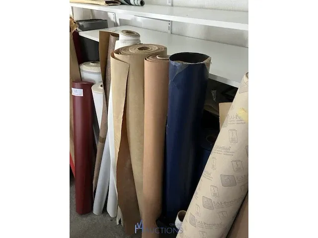 Grote partij diverse rollen bekleding - afbeelding 3 van  9