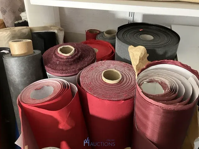 Grote partij diverse rollen bekleding - afbeelding 6 van  9