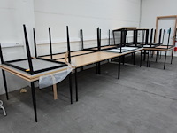 Grote partij diverse tafels - afbeelding 1 van  9