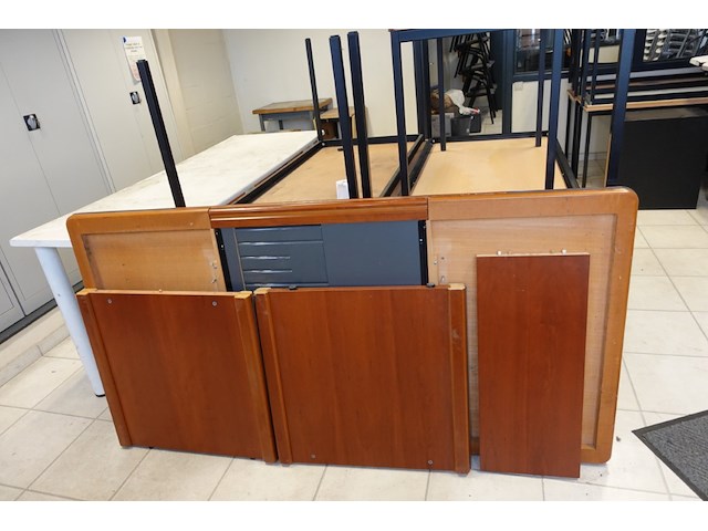 Grote partij diverse tafels - afbeelding 5 van  9