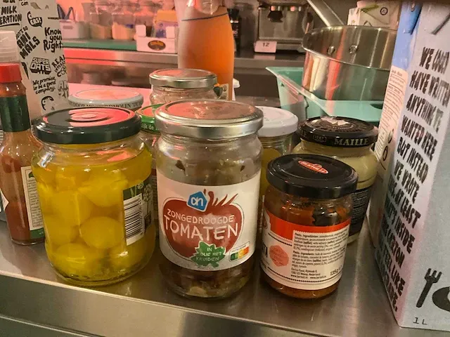 Grote partij diversen in keuken - afbeelding 28 van  48