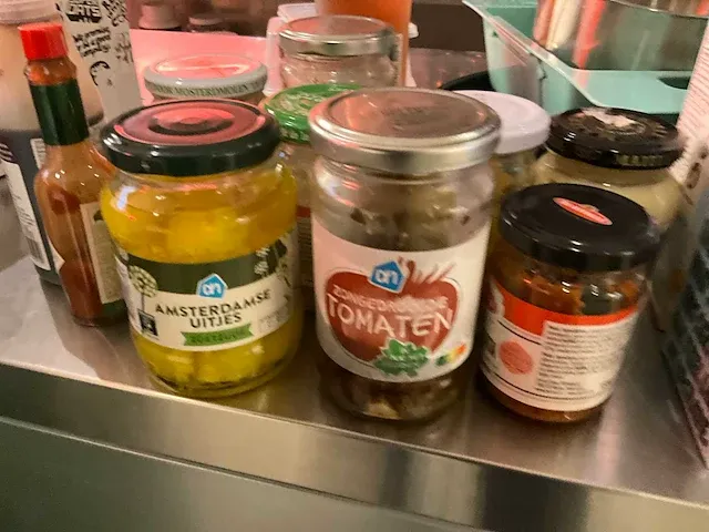 Grote partij diversen in keuken - afbeelding 29 van  48