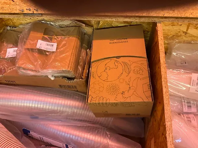Grote partij diversen in keuken - afbeelding 35 van  48