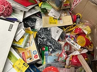 Grote partij diversen - afbeelding 18 van  57