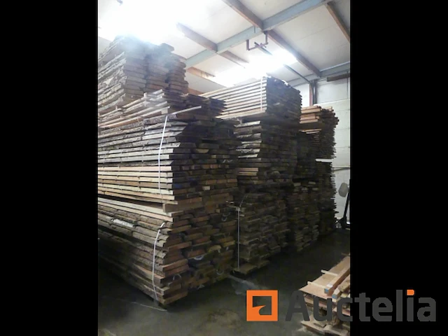 Grote partij eiken, zachthout en ander hout - afbeelding 1 van  13