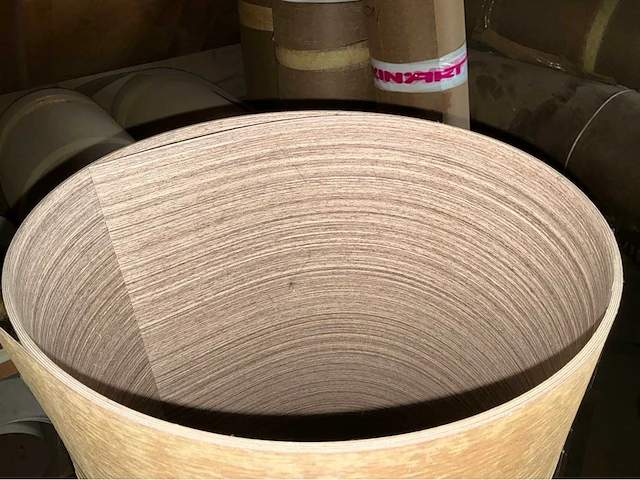 Grote partij formica materiaal en afplakbandjes. - afbeelding 3 van  17
