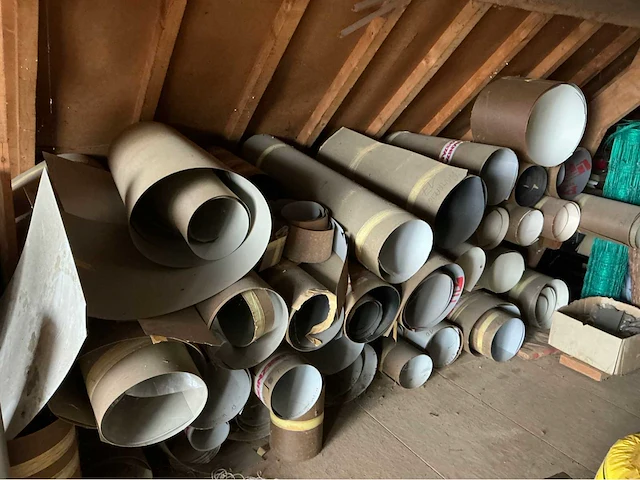 Grote partij formica materiaal en afplakbandjes. - afbeelding 7 van  17