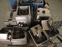 Grote partij friteuzes - afbeelding 2 van  3