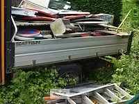 Grote partij gebruikte verkeersborden - afbeelding 2 van  9