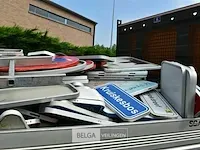 Grote partij gebruikte verkeersborden - afbeelding 6 van  9