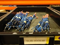 Grote partij grijpbakken elektrische kabels - afbeelding 18 van  31