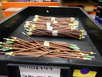 Grote partij grijpbakken elektrische kabels - afbeelding 19 van  31