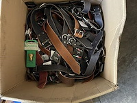 Grote partij honden toebehoren - afbeelding 2 van  9