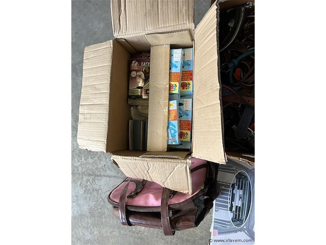 Grote partij honden toebehoren - afbeelding 4 van  9