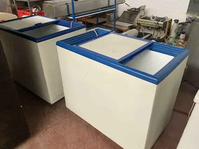 Grote partij horeca apparatuur - afbeelding 18 van  21