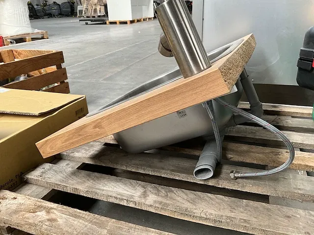 Grote partij horeca materialen - afbeelding 3 van  63