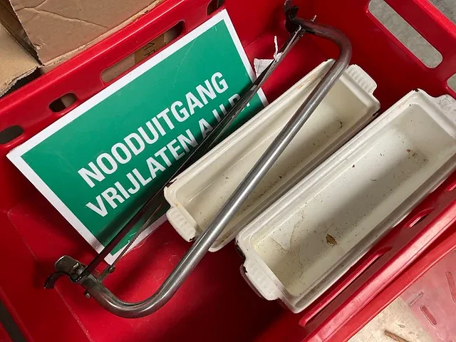 Grote partij horeca materialen - afbeelding 19 van  63