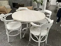 Grote partij horeca tafels en plm 38 vintage stoelen , 3 ronde tafels en 8 rechthoekige tafels. - afbeelding 1 van  10