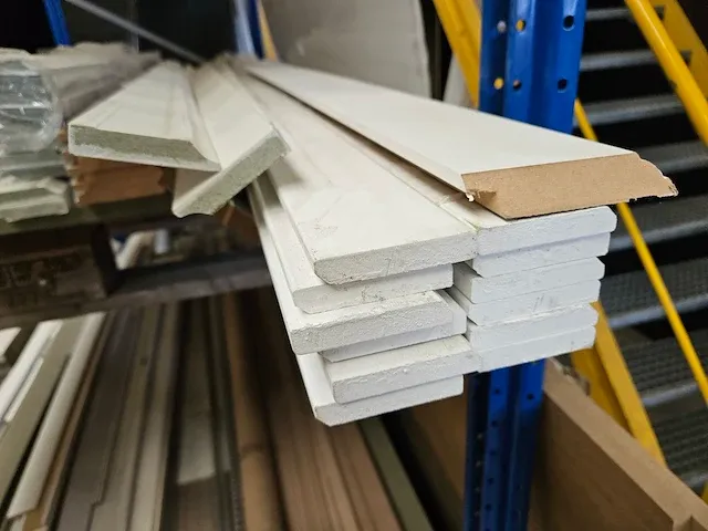 Grote partij hout - afbeelding 3 van  37