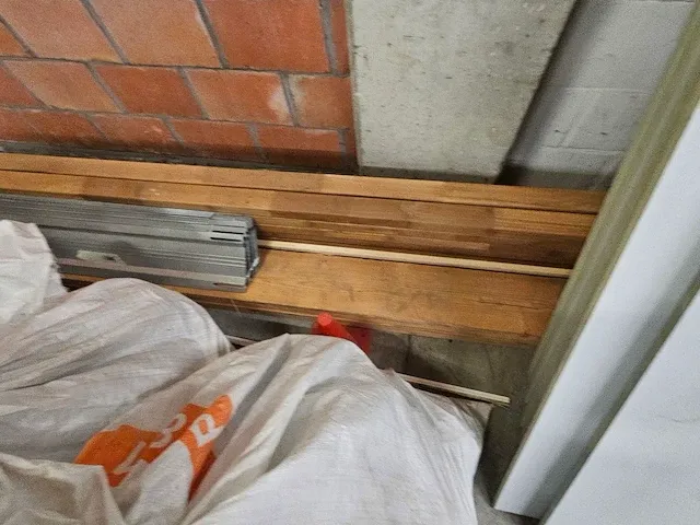 Grote partij hout - afbeelding 15 van  37