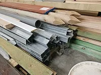 Grote partij hout - afbeelding 17 van  37