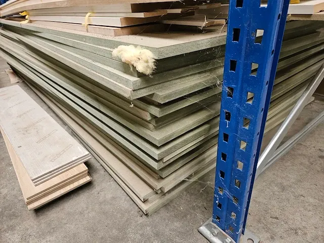 Grote partij hout - afbeelding 36 van  37