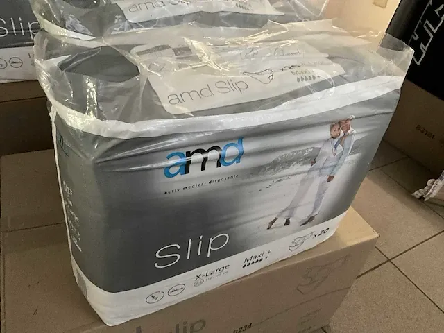 Grote partij incontinentiemateriaal - afbeelding 35 van  37