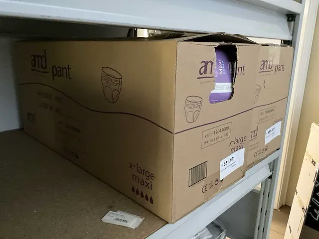 Grote partij incontinentiemateriaal - afbeelding 37 van  37