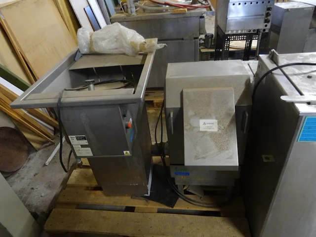 Grote partij inox horecamachines - afbeelding 3 van  11