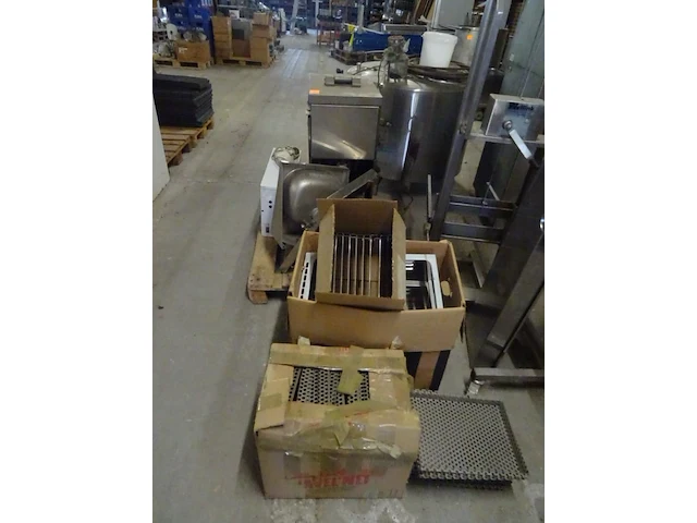 Grote partij inox horecamachines - afbeelding 9 van  11