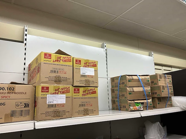 Grote partij instant noodles, plm 1600 stuks - afbeelding 2 van  12