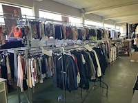 Grote partij kleding, schoenen en accescoires 5100 stuks