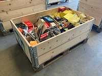 Grote partij klein aannemersmateriaal - afbeelding 1 van  10