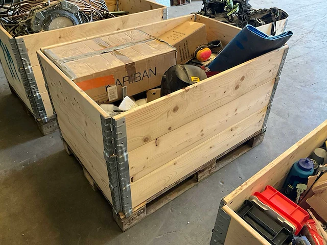 Grote partij klein aannemersmateriaal - afbeelding 6 van  10