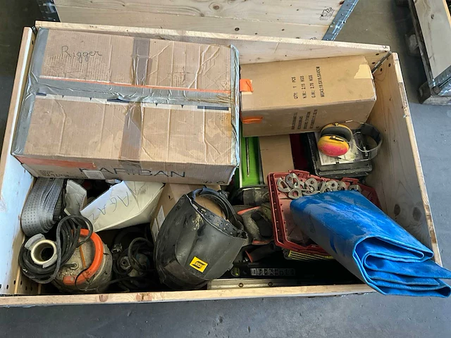 Grote partij klein aannemersmateriaal - afbeelding 7 van  10