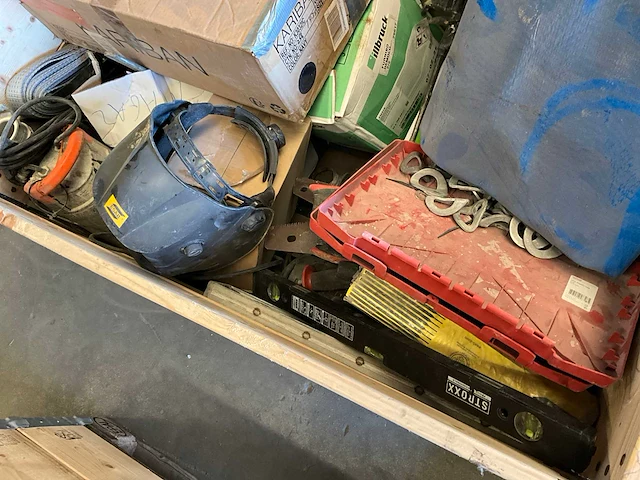Grote partij klein aannemersmateriaal - afbeelding 9 van  10