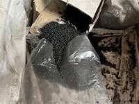 Grote partij kleine kraaltjes, (zonder pallet) - afbeelding 1 van  2