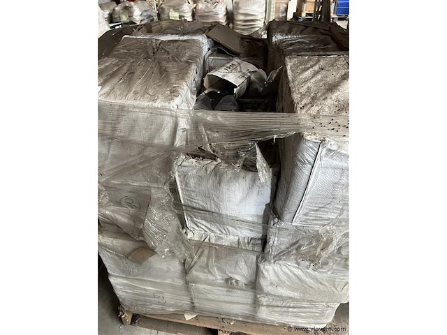 Grote partij kleine kraaltjes, (zonder pallet) - afbeelding 2 van  2