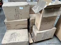 Grote partij kleine potjes, (zonder pallet) - afbeelding 3 van  3