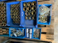 Grote partij koppelingen voor hydraulische slangen - afbeelding 10 van  31